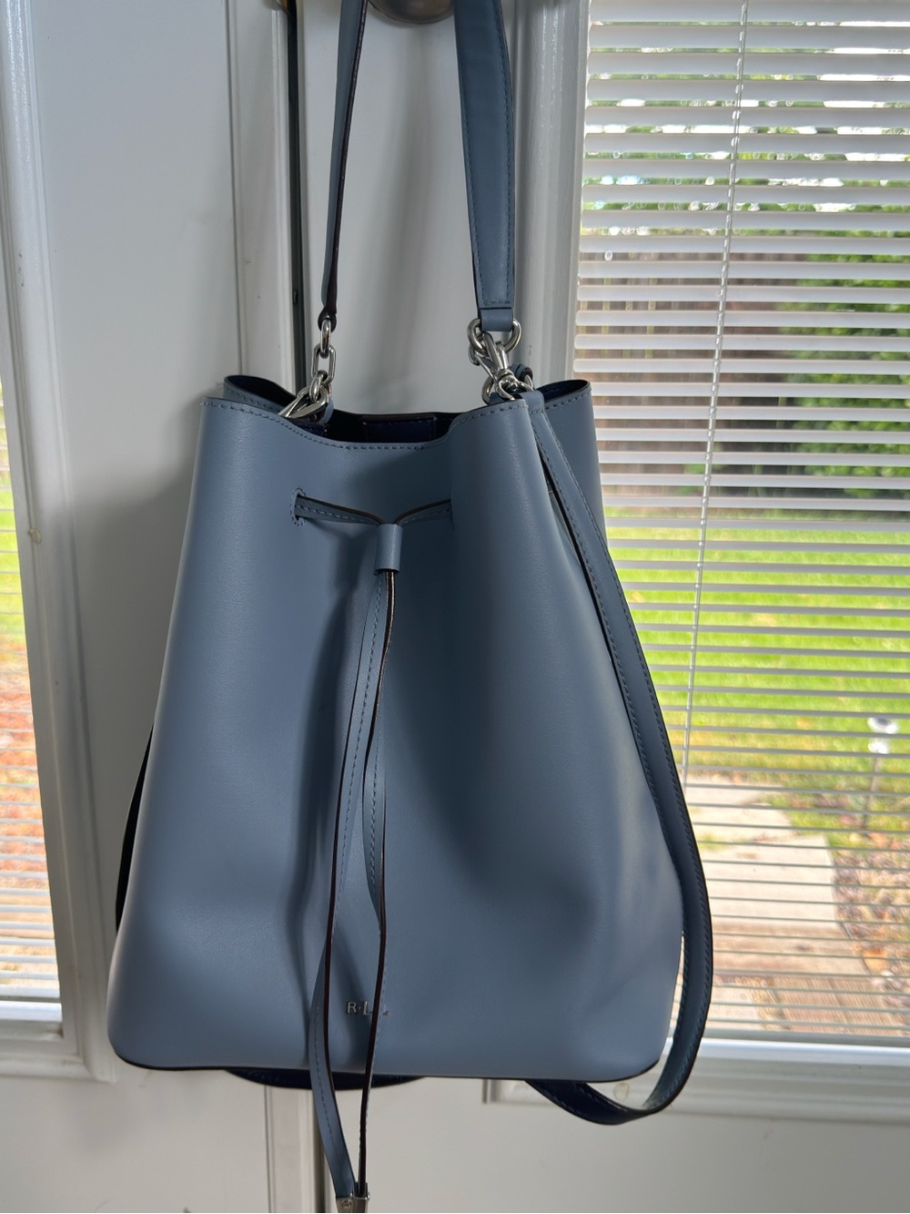 Lauren Ralph Lauren Cow Leather Drawstring Bucket Bag – Powder Blue